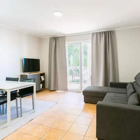 Pinia Apartmán *