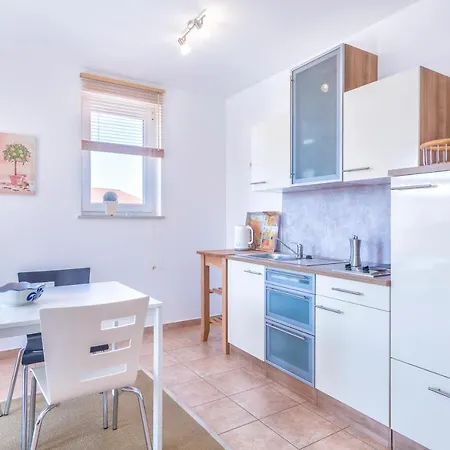 Apartment Pinia