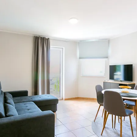 Apartment Pinia