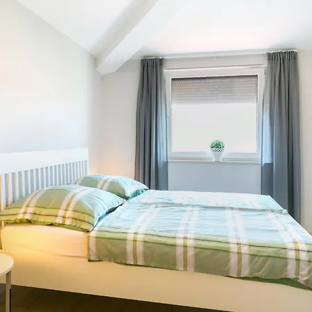 Apartment Pinia *